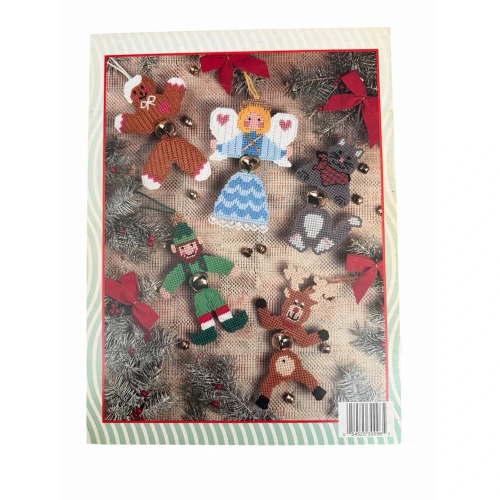 Christmas Ornaments 3D Plastic Canvas Pattern Instruction Books Vintage  Lot 4‎